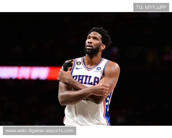 掘金队赛季第二周红黑榜:FBIwarning!恩比德因此前与绿军比赛做出猥亵手势,被罚款50000美元